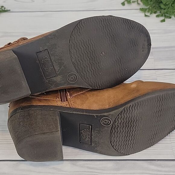 Faded Glory western inspired bootie Size 6 - Picture 10 of 12